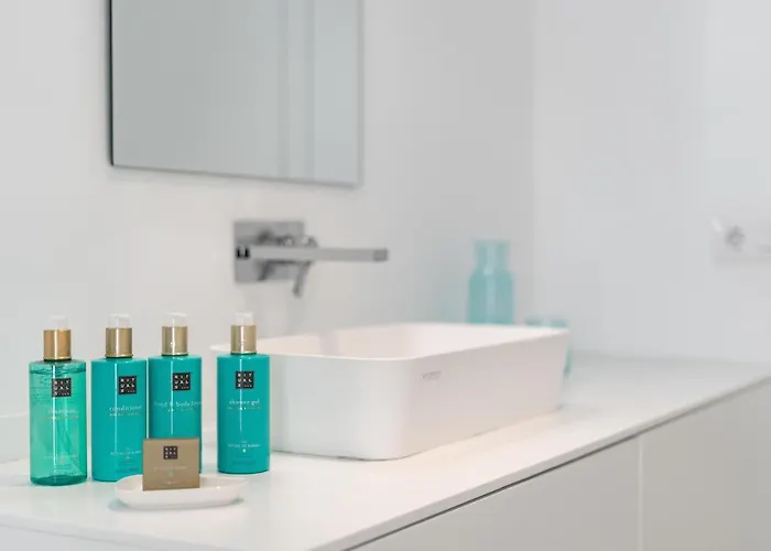 Estandar 3 - Casangular By Upper 빌라