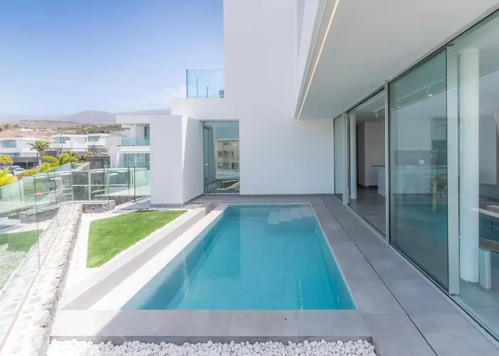 Estandar 3 - Casangular By Upper Адехе